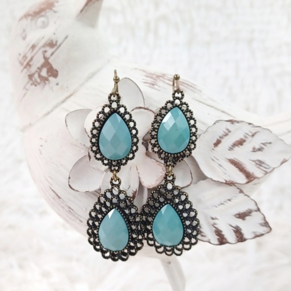 Target Brand Blue Dangle Earrings - Picture 3 of 9